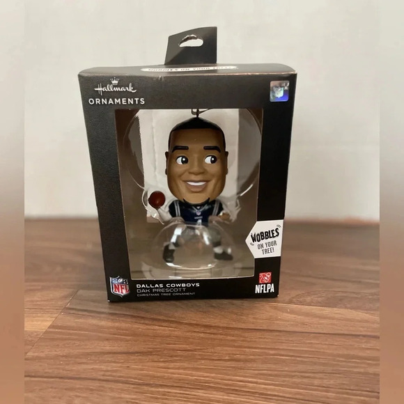 Hallmark NFL Dallas Cowboys Dak Prescott wobble ornament - Picture 1 of 6